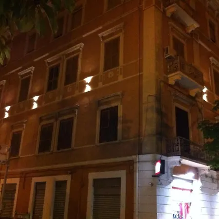 The Queens Nocleg ze śniadaniem