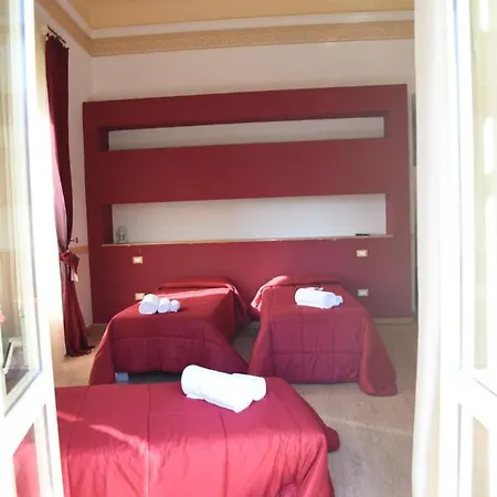 Nocleg ze śniadaniem The Queens 4*