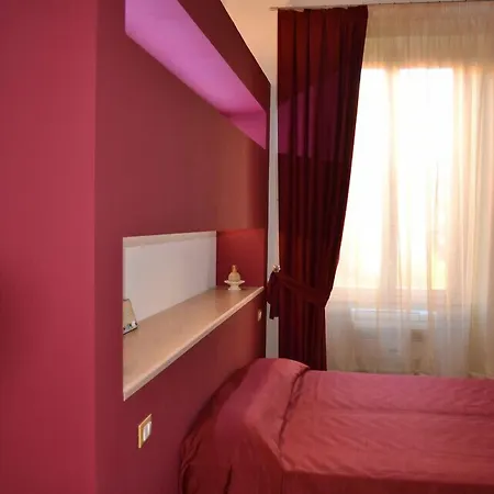 The Queens Bed & Breakfast 4*