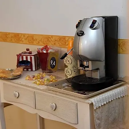 Bed & Breakfast The Queens 4*
