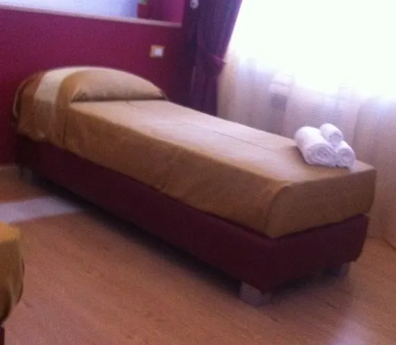 The Queens 4* Foggia