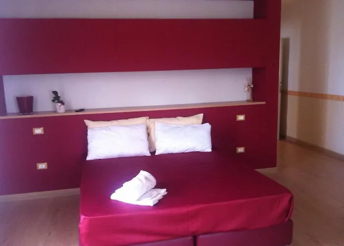 The Queens 4* Foggia