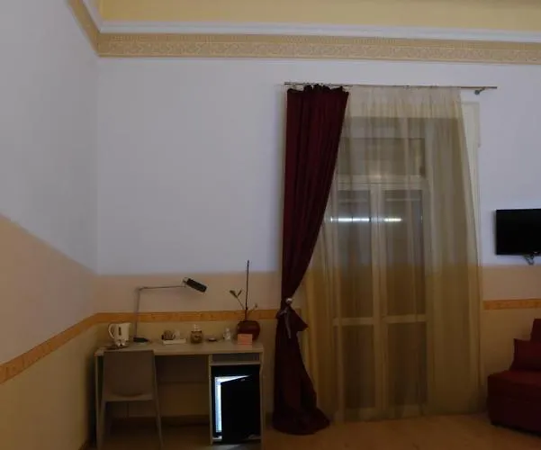 Bed & Breakfast The Queens 4*